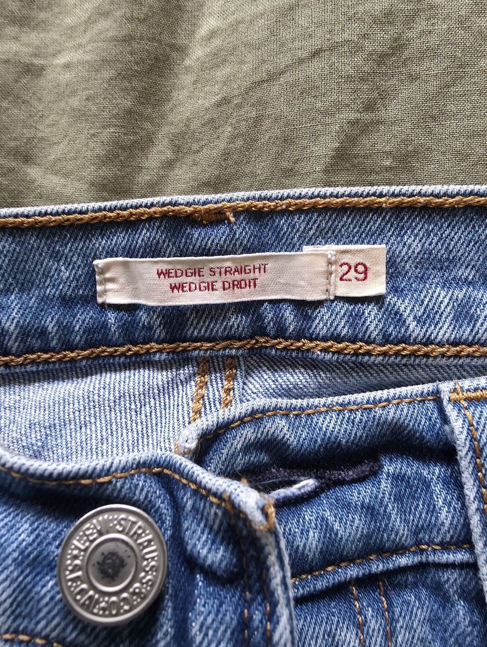 Levi's Wedgie Straight Buttonfly Jeans - Picture 8 of 8